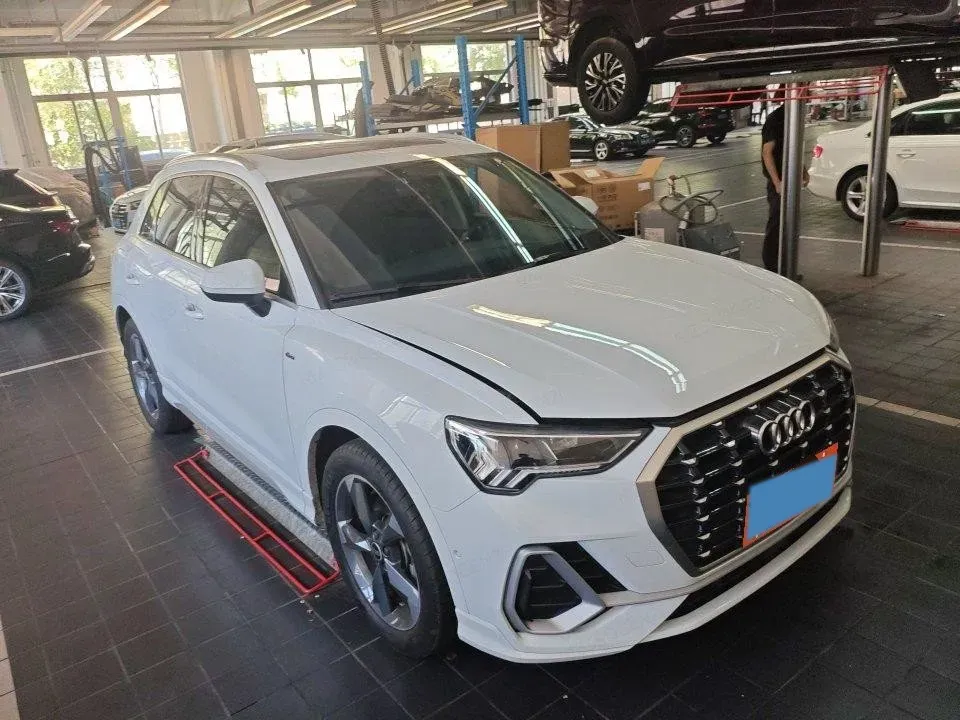 2022 Audi Q3 1.4T 150HP L4 7DCT,autocango,china used car exporter,china ev exporter,chinese used car exporter,chinese used ev exporter
