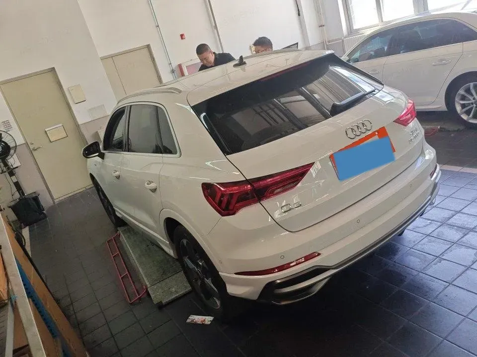 2022 Audi Q3 1.4T 150HP L4 7DCT,autocango,china used car exporter,china ev exporter,chinese used car exporter,chinese used ev exporter