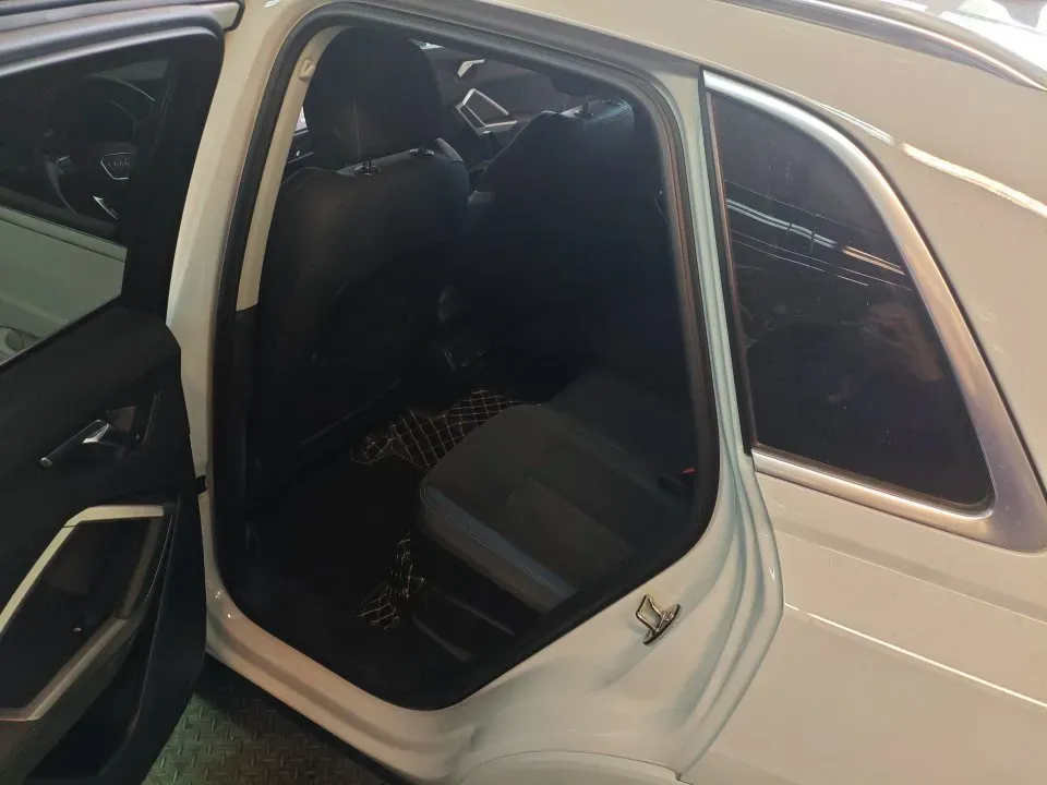 2022 Audi Q3 1.4T 150HP L4 7DCT,autocango,china used car exporter,china ev exporter,chinese used car exporter,chinese used ev exporter