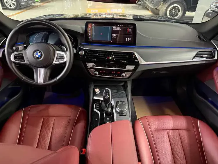 2021 BMW 5 Series 2.0T 252HP L4 8AT,autocango,china used car exporter,china ev exporter,chinese used car exporter,chinese used ev exporter