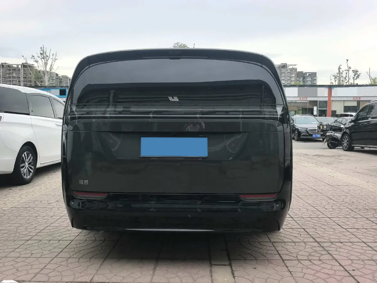 2024 Li MEGA BEV 102.7KWH,autocango,china used car exporter,china ev exporter,chinese used car exporter,chinese used ev exporter