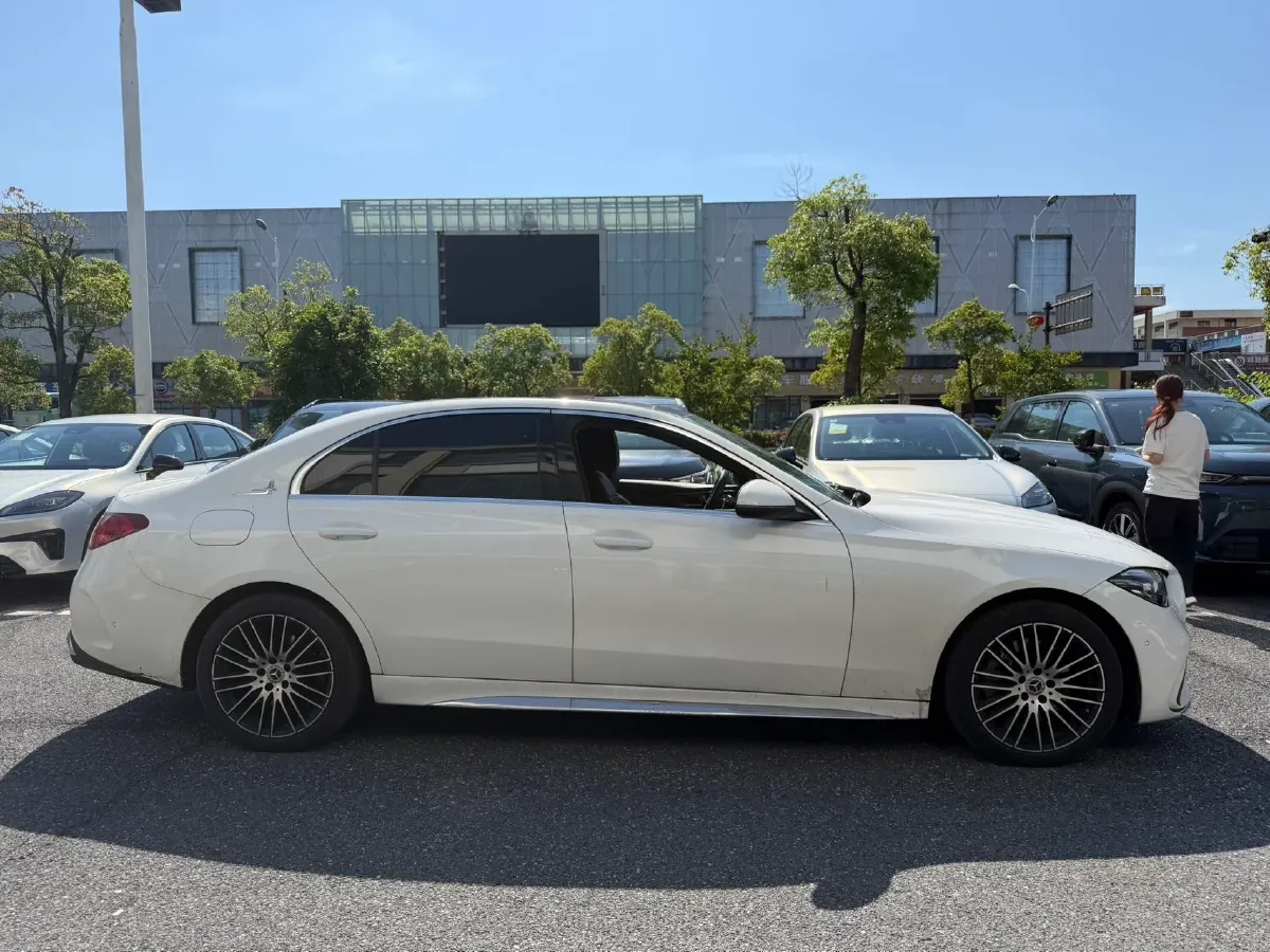 2022 Mercedes-Benz C Class 1.5T 204HP L4 9AT,autocango,china used car exporter,china ev exporter,chinese used car exporter,chinese used ev exporter