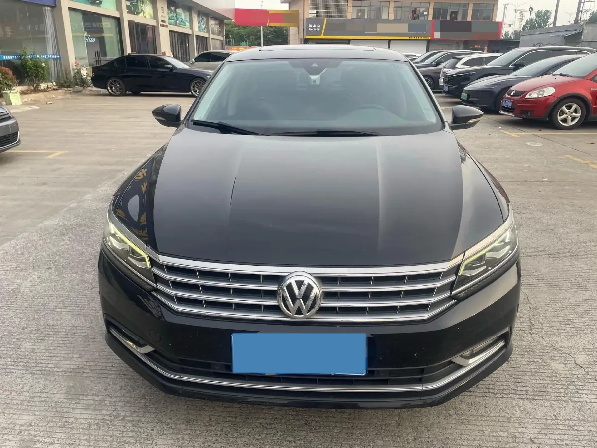 2017 Volkswagen Passat 1.8T 180HP L4 7DCT,autocango,china used car exporter,china ev exporter,chinese used car exporter,chinese used ev exporter
