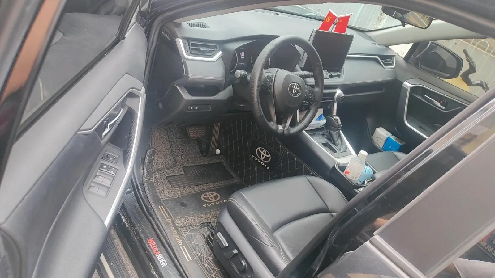 2020 Toyota Wildlander 2.0L 171HP L4 CVT,autocango,china used car exporter,china ev exporter,chinese used car exporter,chinese used ev exporter