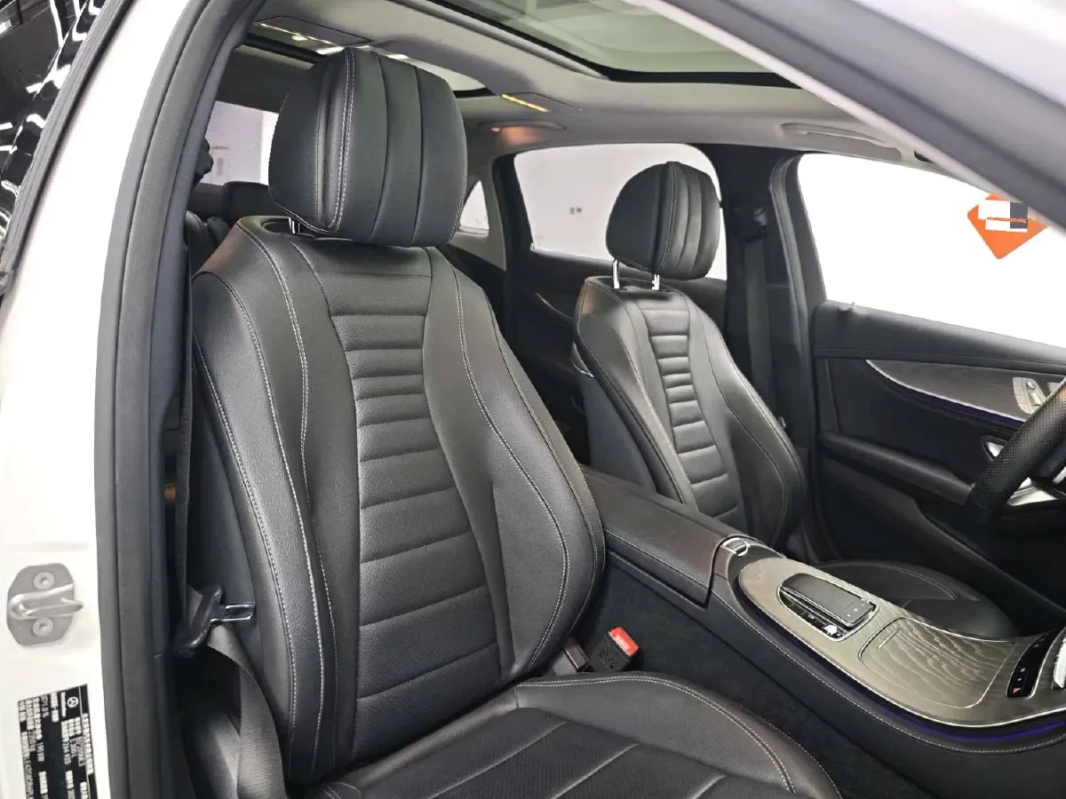 2023 Mercedes-Benz E Class 2.0T 258HP L4 9AT,autocango,china used car exporter,china ev exporter,chinese used car exporter,chinese used ev exporter