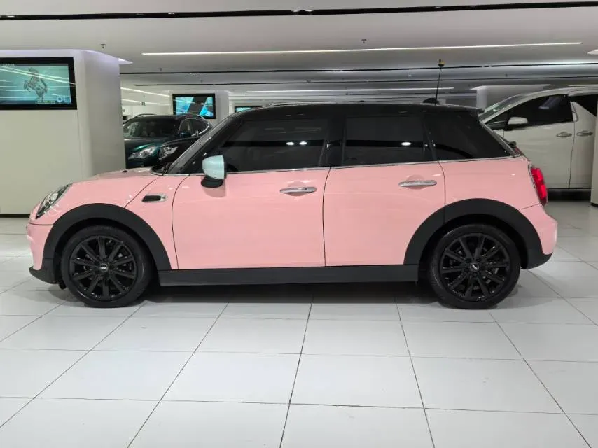 2020 MINI MINI 1.5T 136HP L3 7DCT,autocango,china used car exporter,china ev exporter,chinese used car exporter,chinese used ev exporter