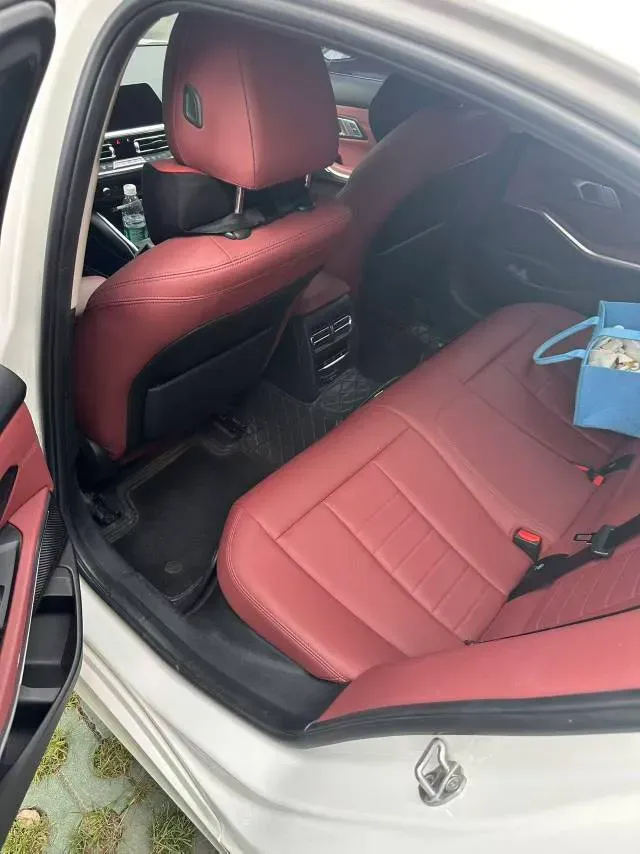 2021 BMW 3 Series 2.0T 184HP L4 8AT,autocango,china used car exporter,china ev exporter,chinese used car exporter,chinese used ev exporter