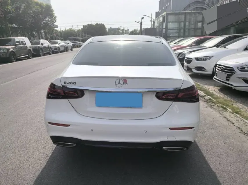 2022 Mercedes-Benz E Class 2.0T 197HP L4 9AT,autocango,china used car exporter,china ev exporter,chinese used car exporter,chinese used ev exporter