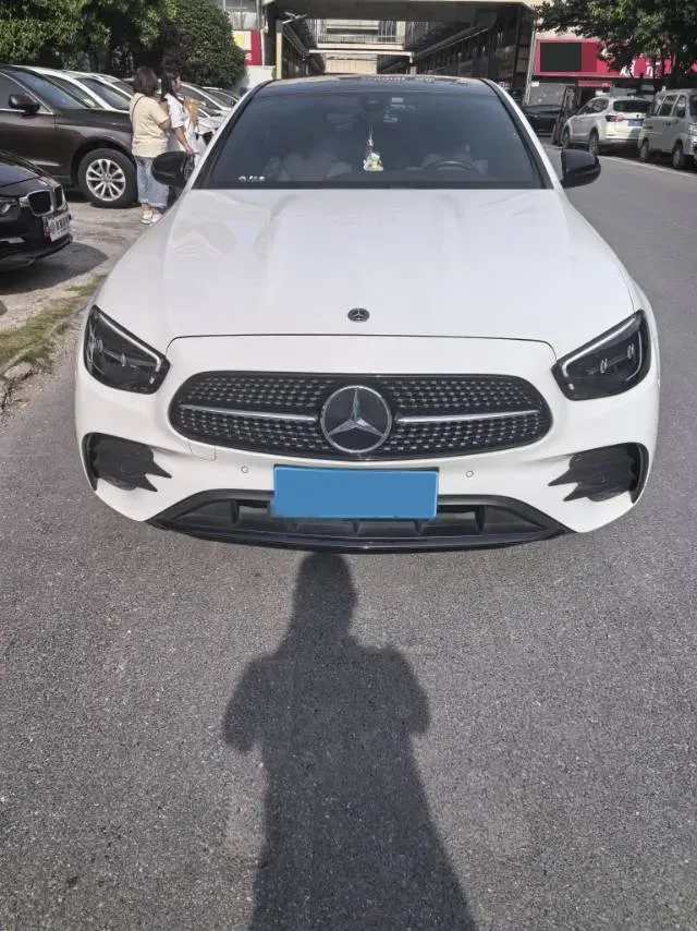 2022 Mercedes-Benz E Class 2.0T 197HP L4 9AT,autocango,china used car exporter,china ev exporter,chinese used car exporter,chinese used ev exporter