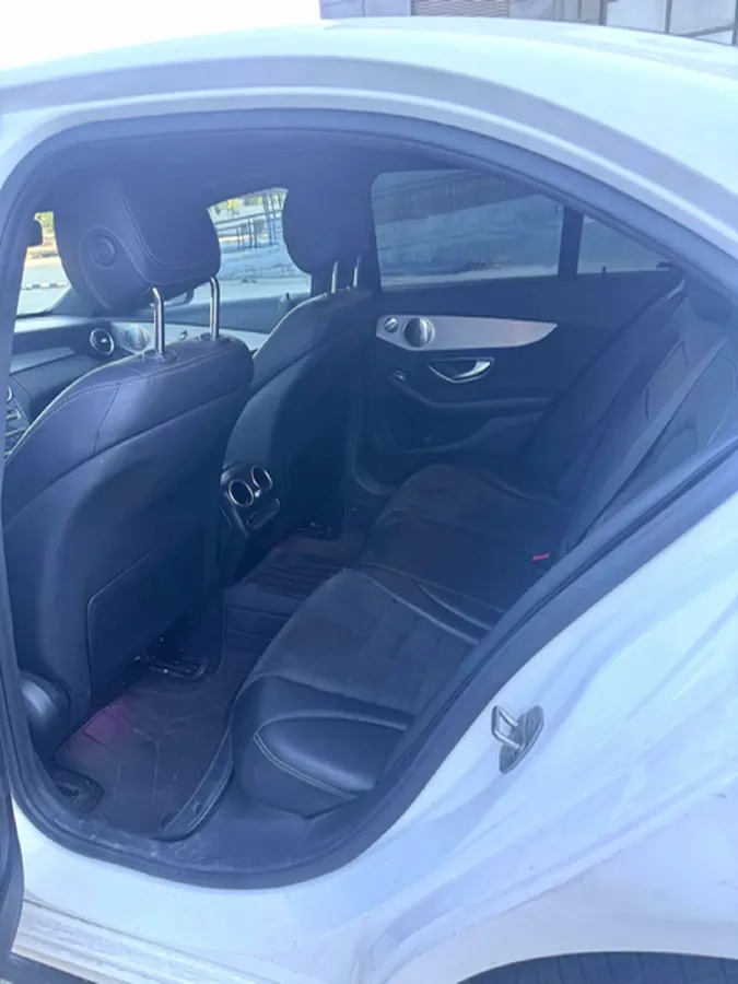 2021 Mercedes-Benz C Class 1.5T 184HP L4 9AT,autocango,china used car exporter,china ev exporter,chinese used car exporter,chinese used ev exporter