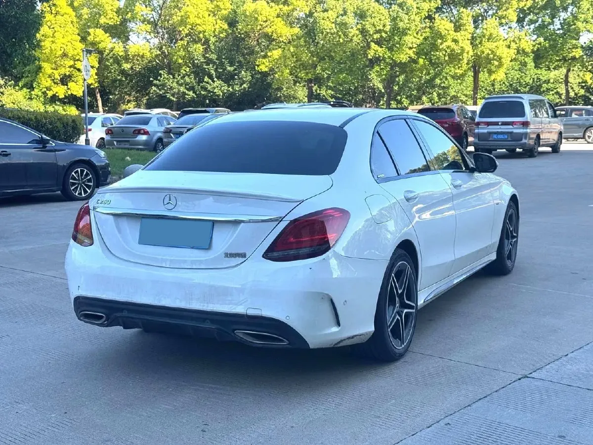 2021 Mercedes-Benz C Class 1.5T 184HP L4 9AT,autocango,china used car exporter,china ev exporter,chinese used car exporter,chinese used ev exporter
