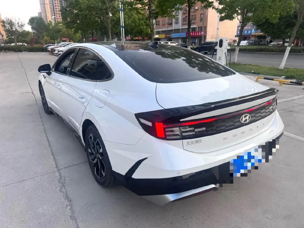 2024 Hyundai Sonata 1.5T 170HP L4 8AT,autocango,china used car exporter,china ev exporter,chinese used car exporter,chinese used ev exporter
