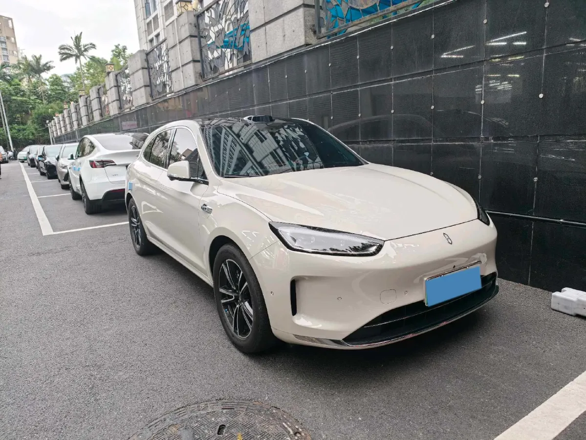 2025 AITO AITO M5 1.5T 152HP L4 REEV 42KWH,autocango,china used car exporter,china ev exporter,chinese used car exporter,chinese used ev exporter