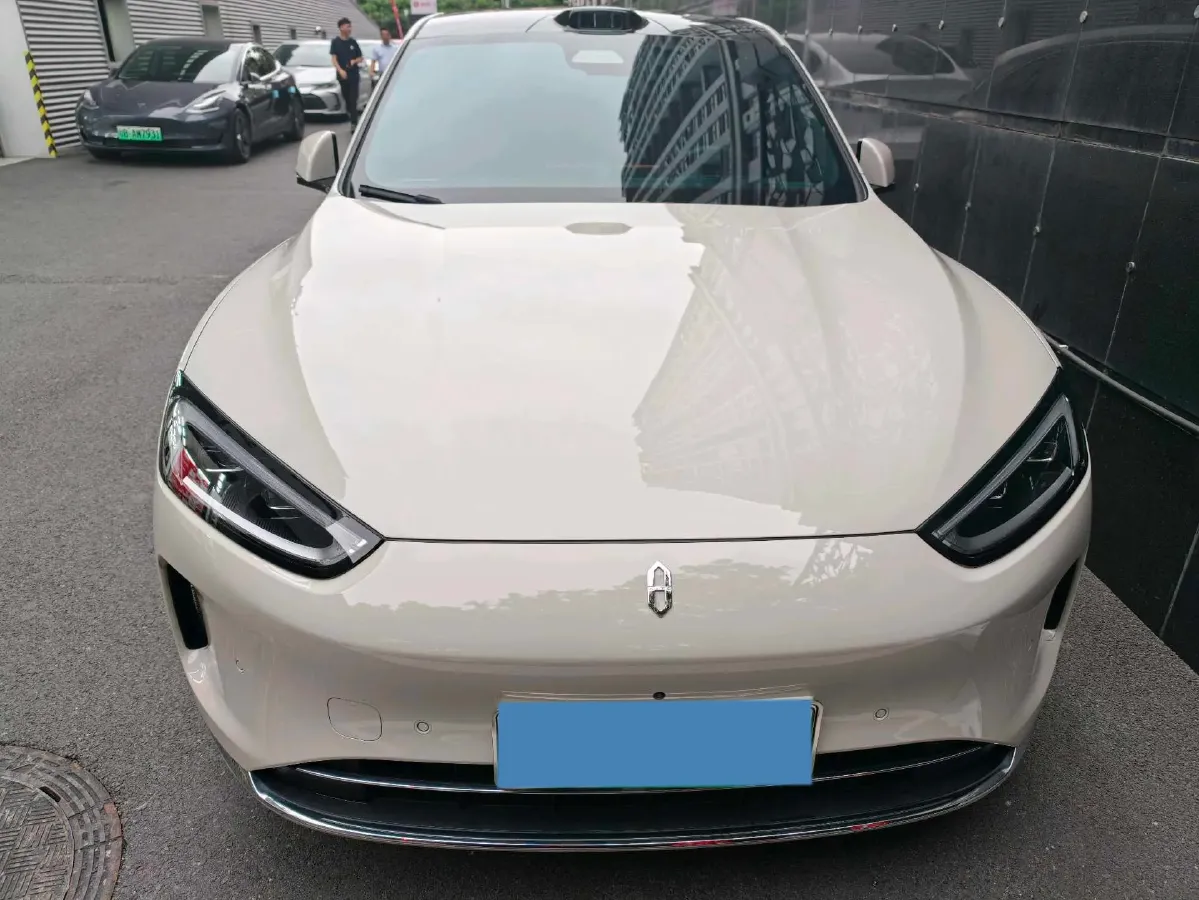 2025 AITO AITO M5 1.5T 152HP L4 REEV 42KWH,autocango,china used car exporter,china ev exporter,chinese used car exporter,chinese used ev exporter