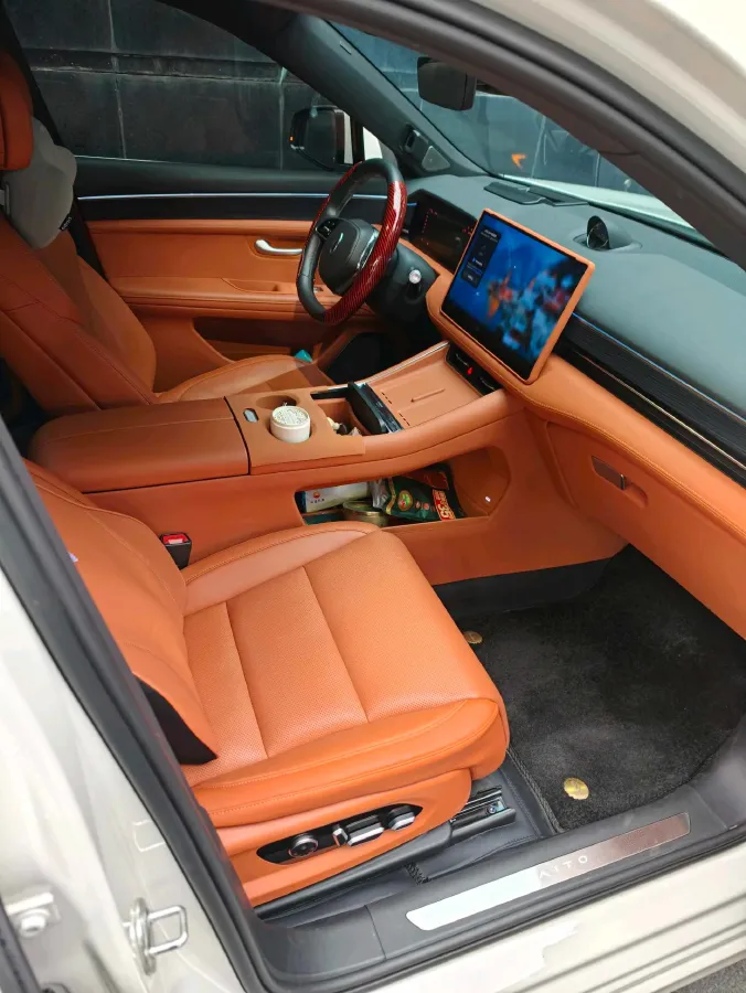 2025 AITO AITO M5 1.5T 152HP L4 REEV 42KWH,autocango,china used car exporter,china ev exporter,chinese used car exporter,chinese used ev exporter