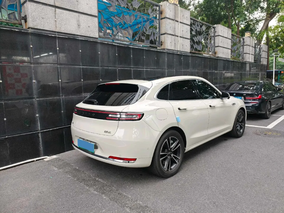2025 AITO AITO M5 1.5T 152HP L4 REEV 42KWH,autocango,china used car exporter,china ev exporter,chinese used car exporter,chinese used ev exporter