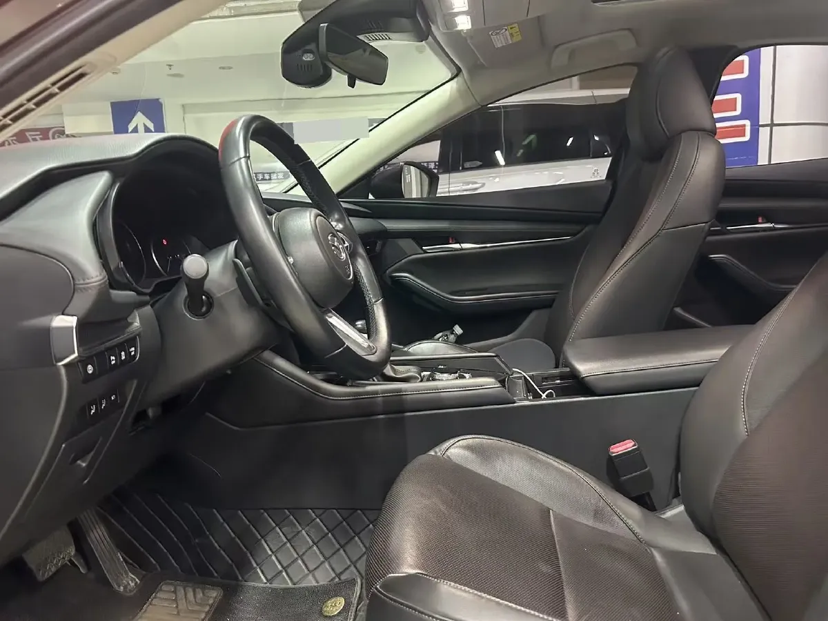 2021 Mazda 3 Axela 2.0L 158HP L4 6AT,autocango,china used car exporter,china ev exporter,chinese used car exporter,chinese used ev exporter