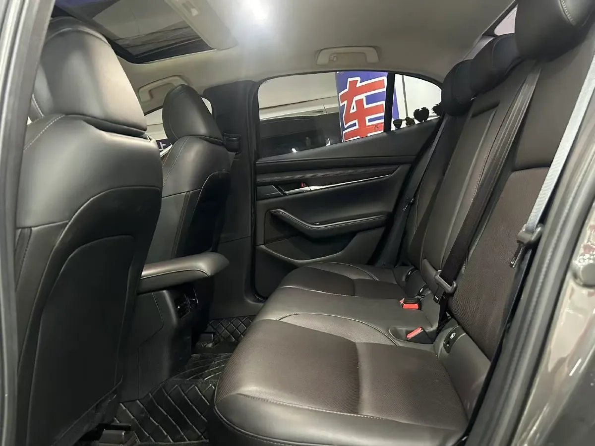 2021 Mazda 3 Axela 2.0L 158HP L4 6AT,autocango,china used car exporter,china ev exporter,chinese used car exporter,chinese used ev exporter