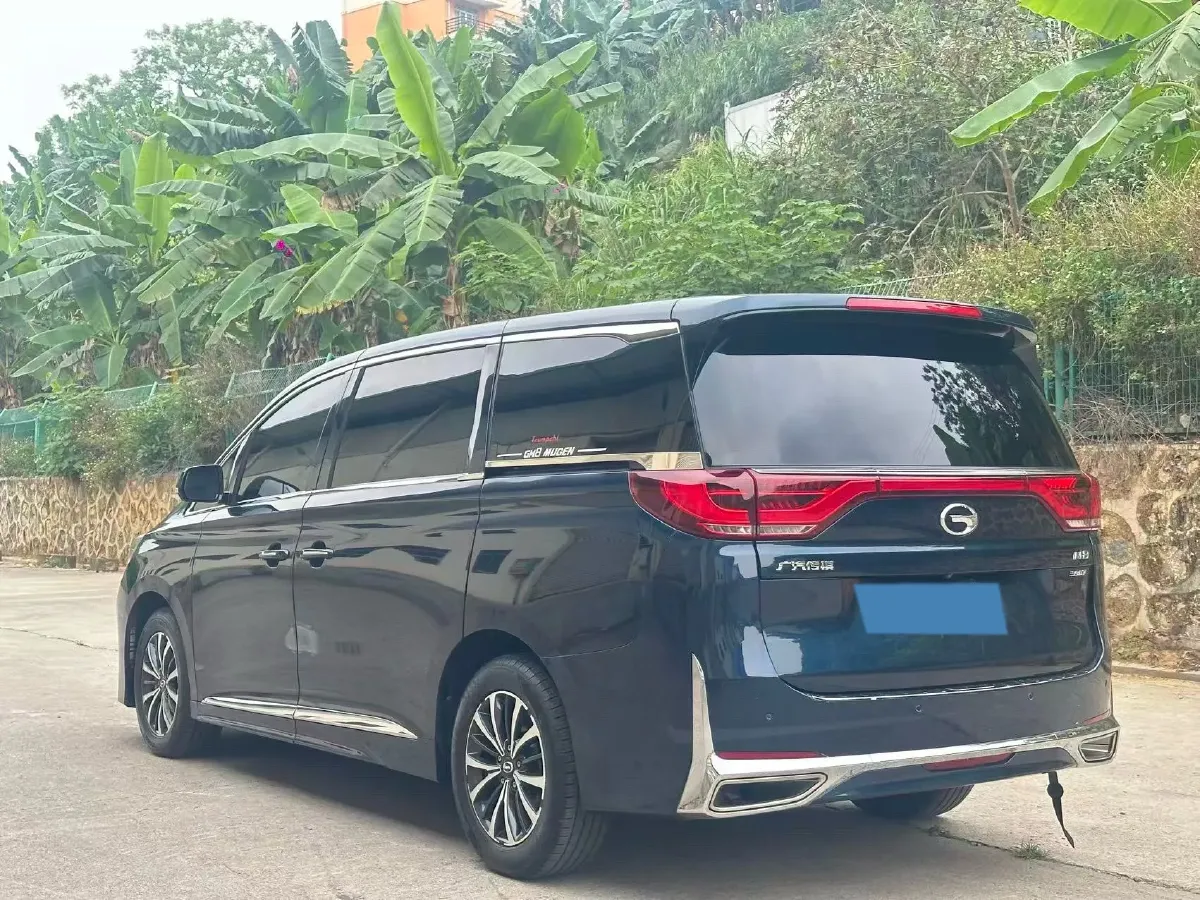 2021 GAC Trumpchi M8 2.0T 252HP L4 8AT,autocango,china used car exporter,china ev exporter,chinese used car exporter,chinese used ev exporter