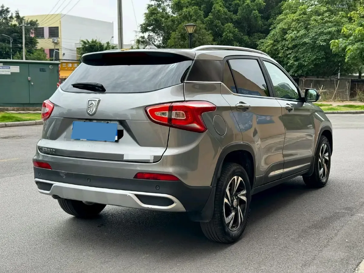 2017 HaiMa S5 Young Edition 1.6L 122HP L4 5MT,autocango,china used car exporter,china ev exporter,chinese used car exporter,chinese used ev exporter
