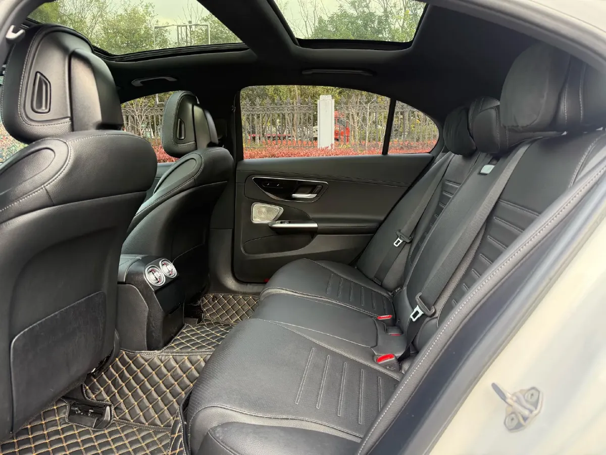 2024 Mercedes-Benz C Class 1.5T 204HP L4 9AT,autocango,china used car exporter,china ev exporter,chinese used car exporter,chinese used ev exporter