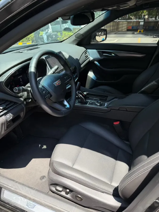 2021 Cadillac CT5 2.0T 237HP L4 10AT,autocango,china used car exporter,china ev exporter,chinese used car exporter,chinese used ev exporter
