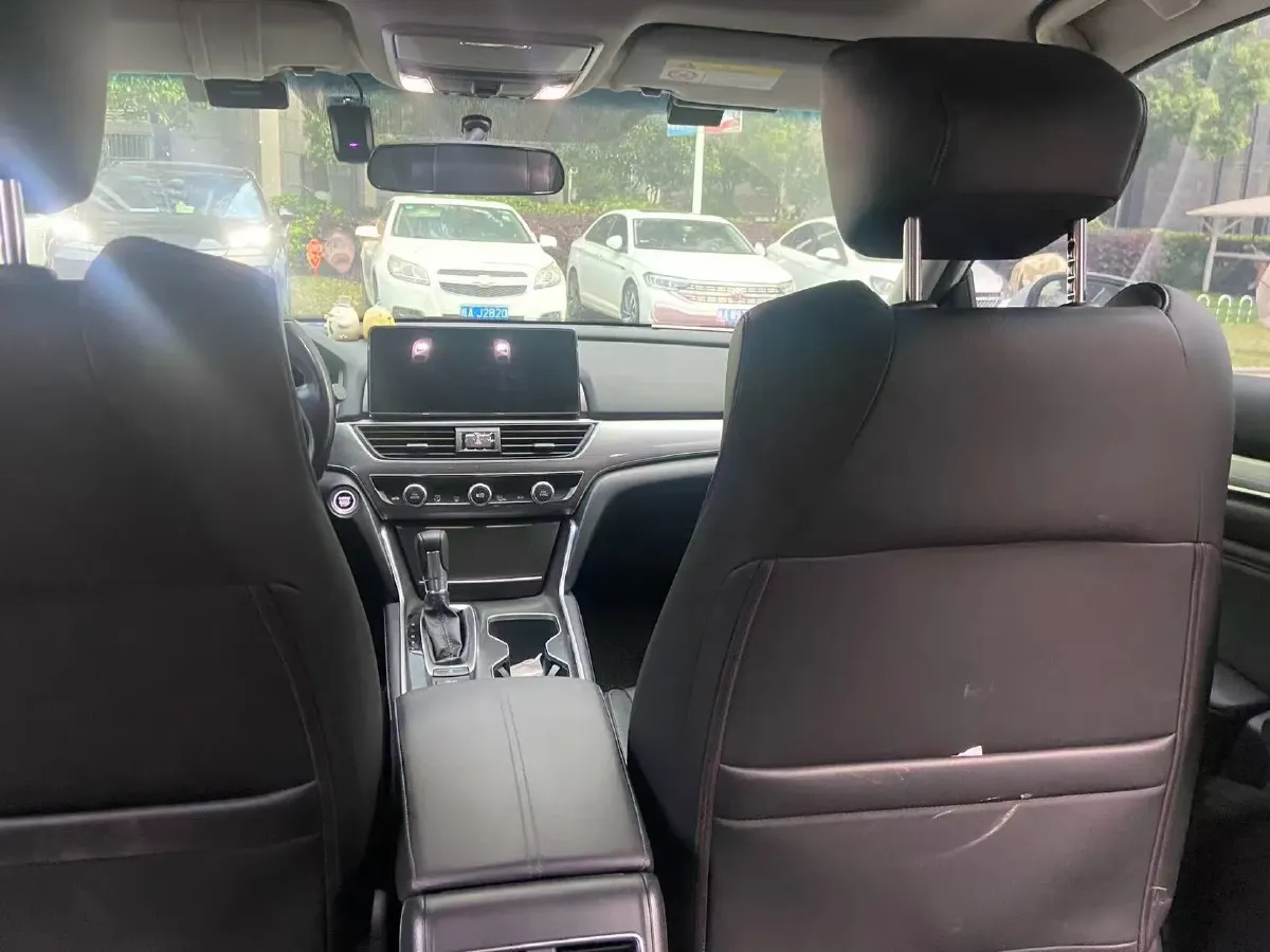 2022 Honda Accord 1.5T 194HP L4 CVT,autocango,china used car exporter,china ev exporter,chinese used car exporter,chinese used ev exporter