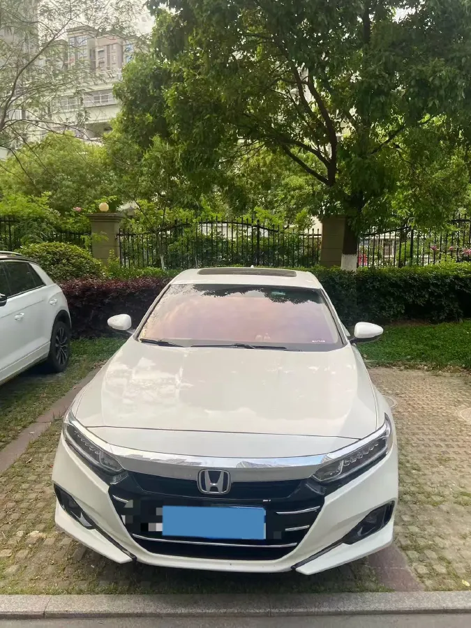 2022 Honda Accord 1.5T 194HP L4 CVT,autocango,china used car exporter,china ev exporter,chinese used car exporter,chinese used ev exporter