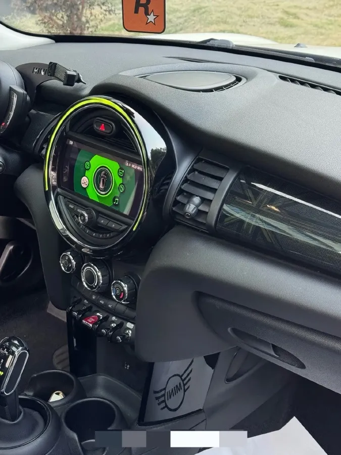 2021 MINI MINI 1.5T 136HP L3 7DCT,autocango,china used car exporter,china ev exporter,chinese used car exporter,chinese used ev exporter