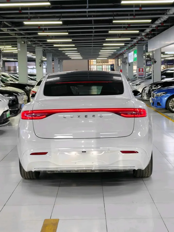 2025 Luxeed R7 REEV 156HP REEV 37KWH,autocango,china used car exporter,china ev exporter,chinese used car exporter,chinese used ev exporter