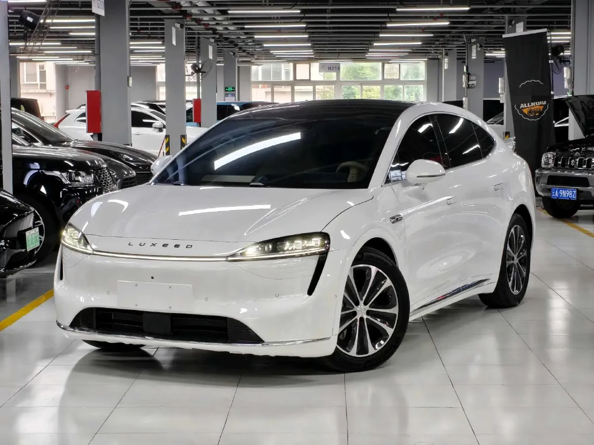 2025 Luxeed R7 REEV 156HP REEV 37KWH,autocango,china used car exporter,china ev exporter,chinese used car exporter,chinese used ev exporter