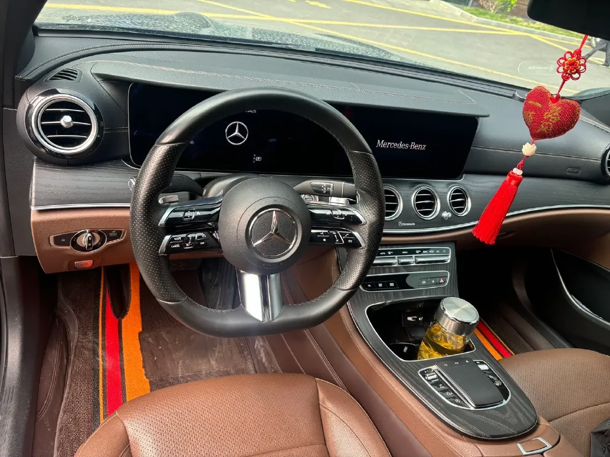 2021 Mercedes-Benz E Class 2.0T 258HP L4 9AT,autocango,china used car exporter,china ev exporter,chinese used car exporter,chinese used ev exporter