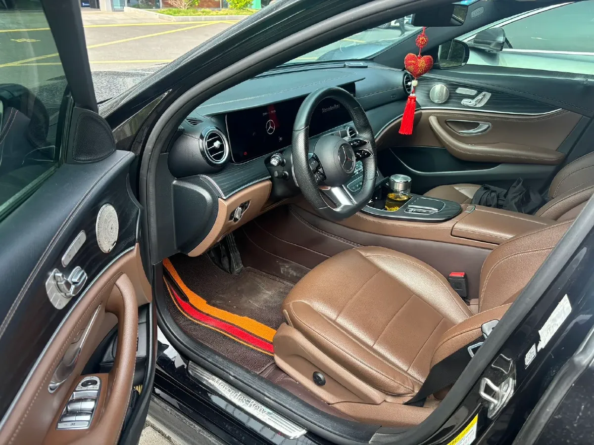 2021 Mercedes-Benz E Class 2.0T 258HP L4 9AT,autocango,china used car exporter,china ev exporter,chinese used car exporter,chinese used ev exporter