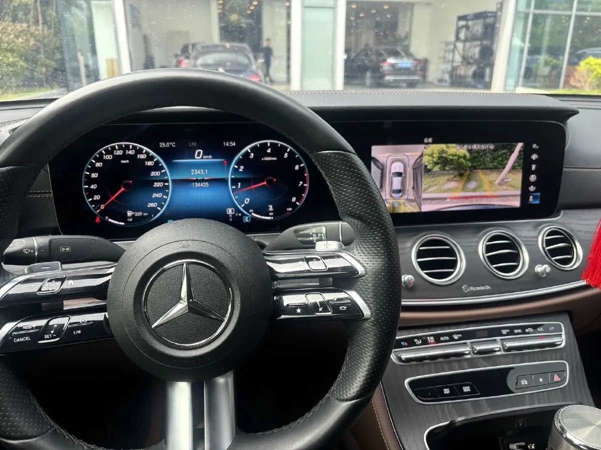 2021 Mercedes-Benz E Class 2.0T 258HP L4 9AT,autocango,china used car exporter,china ev exporter,chinese used car exporter,chinese used ev exporter