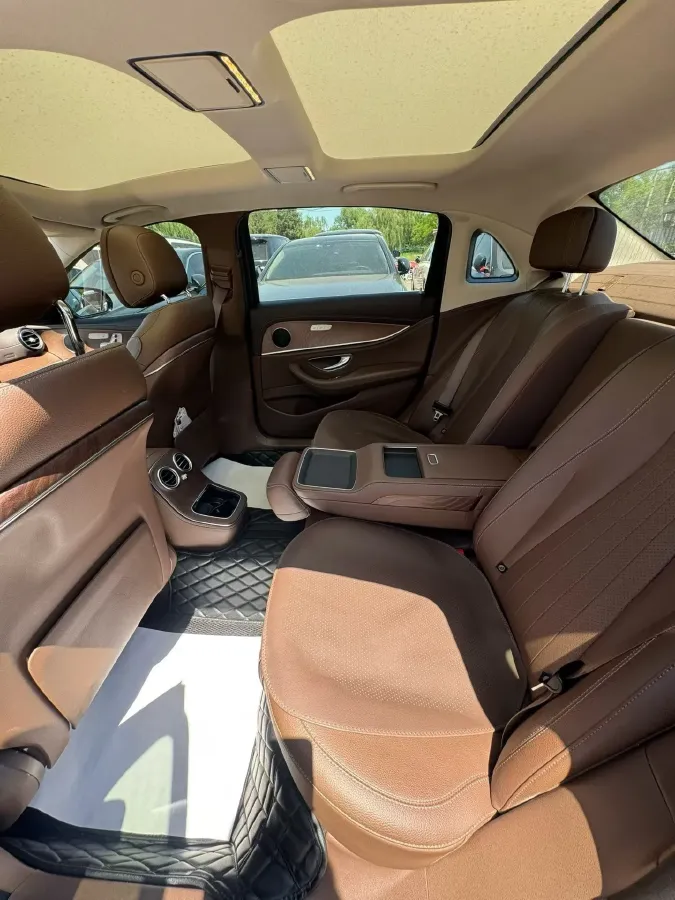 2021 Mercedes-Benz E Class 2.0T 258HP L4 9AT,autocango,china used car exporter,china ev exporter,chinese used car exporter,chinese used ev exporter