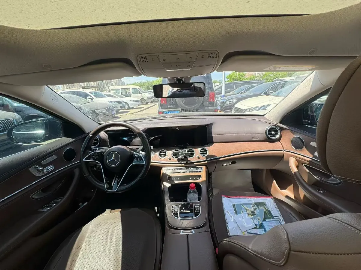 2021 Mercedes-Benz E Class 2.0T 258HP L4 9AT,autocango,china used car exporter,china ev exporter,chinese used car exporter,chinese used ev exporter