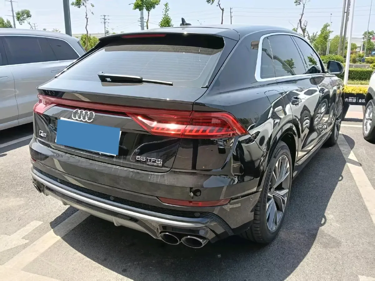 2022 Audi Q8 3.0T 340HP V6 8AT,autocango,china used car exporter,china ev exporter,chinese used car exporter,chinese used ev exporter