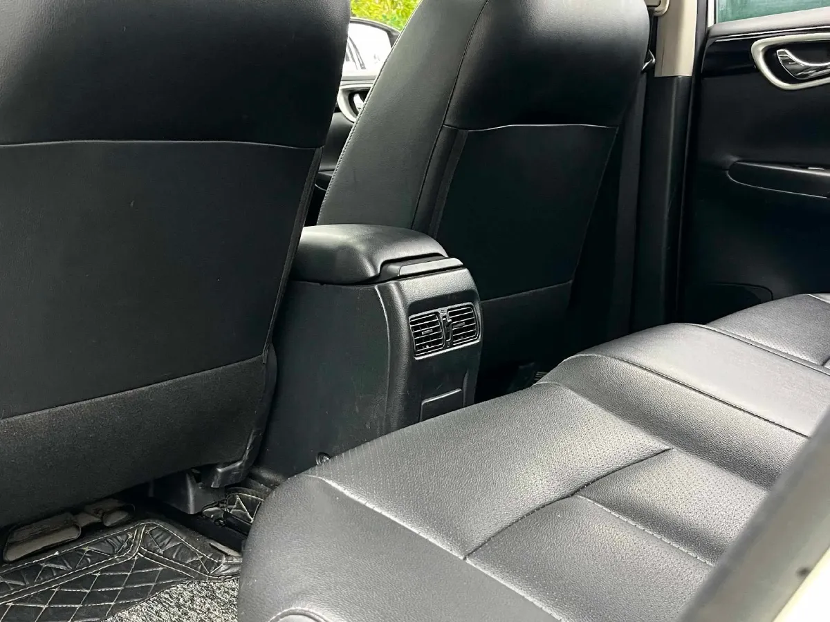2019 Nissan Sylphy 1.6L 126HP L4 CVT,autocango,china used car exporter,china ev exporter,chinese used car exporter,chinese used ev exporter