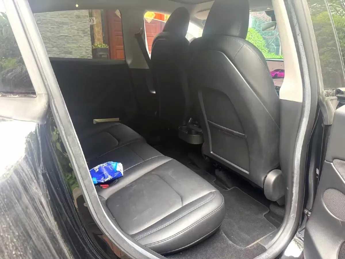 2022 Tesla Model Y BEV 60KWH,autocango,china used car exporter,china ev exporter,chinese used car exporter,chinese used ev exporter