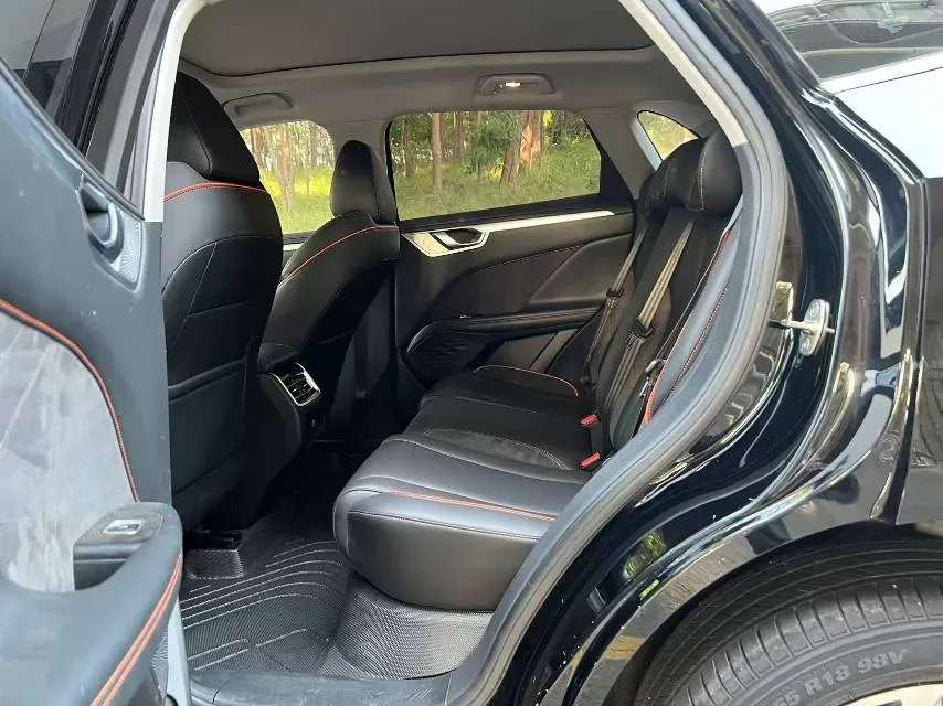 2021 Jeep Renegade 1.3T 173HP L4 7DCT,autocango,china used car exporter,china ev exporter,chinese used car exporter,chinese used ev exporter