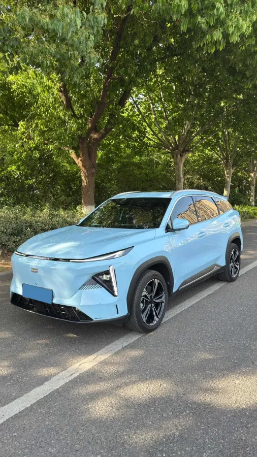 2023 Geely Galaxy L7 1.5T 163HP L4 3DHT PHEV 18.7KWH,autocango,china used car exporter,china ev exporter,chinese used car exporter,chinese used ev exporter