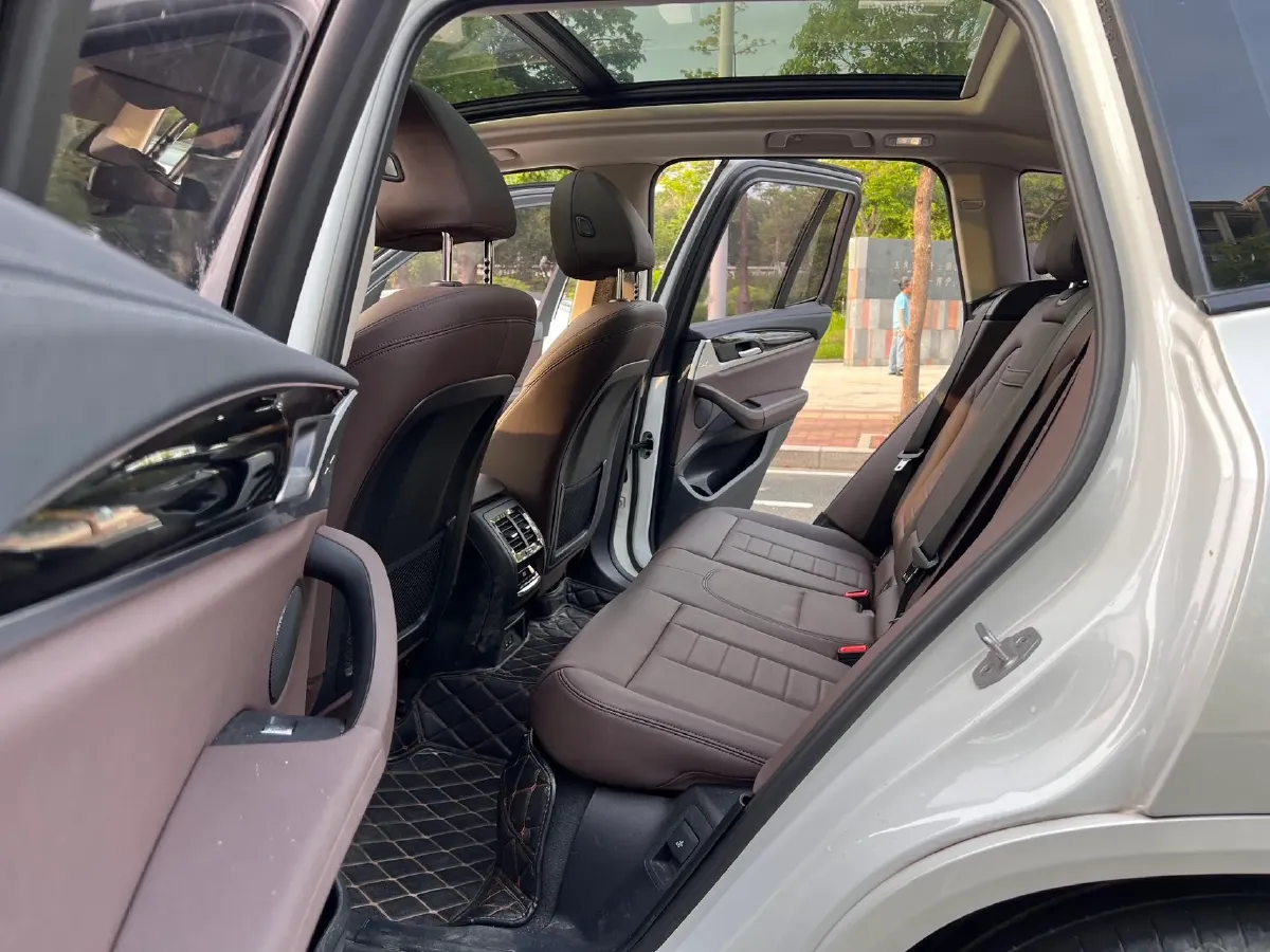2021 BMW X3 2.0T 184HP L4 8AT,autocango,china used car exporter,china ev exporter,chinese used car exporter,chinese used ev exporter
