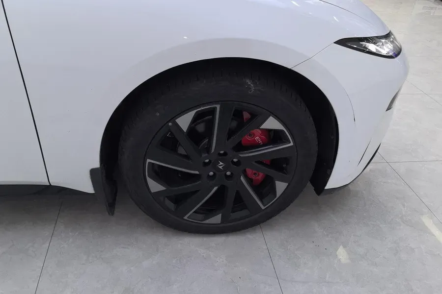 2024 DongFeng eπ eπ007 BEV 56.83KWH,autocango,china used car exporter,china ev exporter,chinese used car exporter,chinese used ev exporter