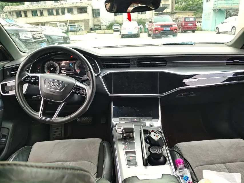 2019 Mercedes-Benz E Class 1.5T 184HP L4 9AT,autocango,china used car exporter,china ev exporter,chinese used car exporter,chinese used ev exporter