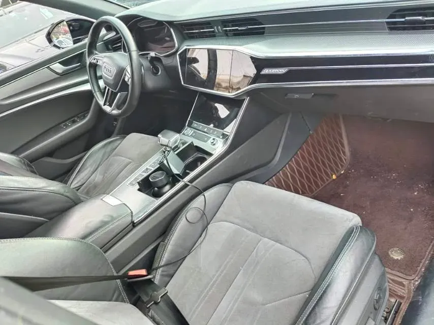 2019 Mercedes-Benz E Class 1.5T 184HP L4 9AT,autocango,china used car exporter,china ev exporter,chinese used car exporter,chinese used ev exporter