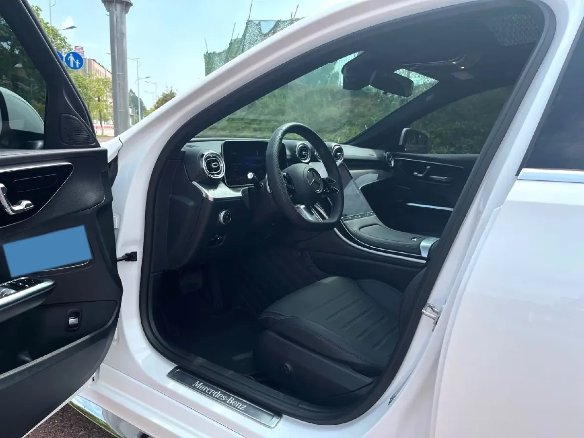 2024 Mercedes-Benz C Class 1.5T 204HP L4 9AT,autocango,china used car exporter,china ev exporter,chinese used car exporter,chinese used ev exporter