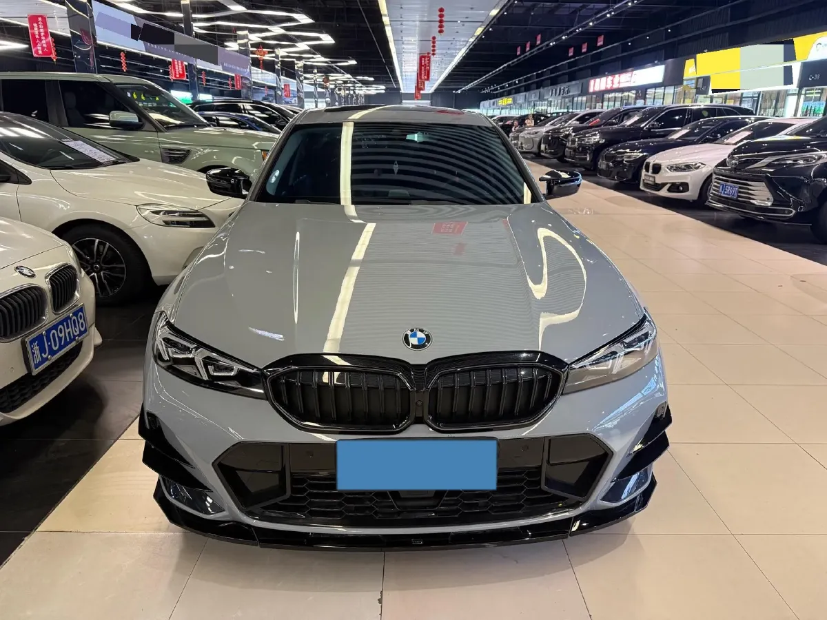 2025 BMW 3 Series 2.0T 245HP L4 8AT,autocango,china used car exporter,china ev exporter,chinese used car exporter,chinese used ev exporter