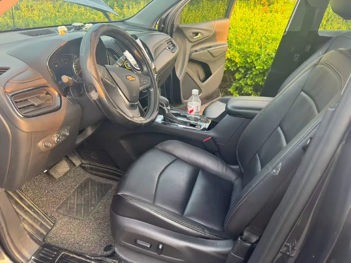 2021 Chevrolet Equinox 1.5T 169HP L4 6AT,autocango,china used car exporter,china ev exporter,chinese used car exporter,chinese used ev exporter