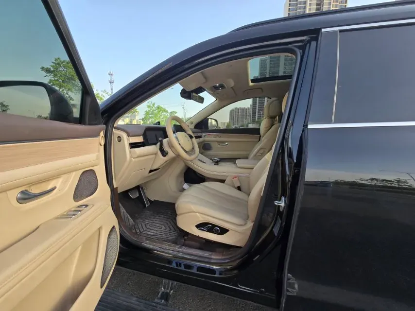 2024 AITO AITO M7 1.5T 152HP L4 REEV 42KWH,autocango,china used car exporter,china ev exporter,chinese used car exporter,chinese used ev exporter