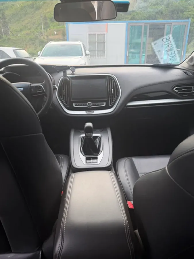 2022 Jetour X70M 1.5T 156HP L4 6MT,autocango,china used car exporter,china ev exporter,chinese used car exporter,chinese used ev exporter